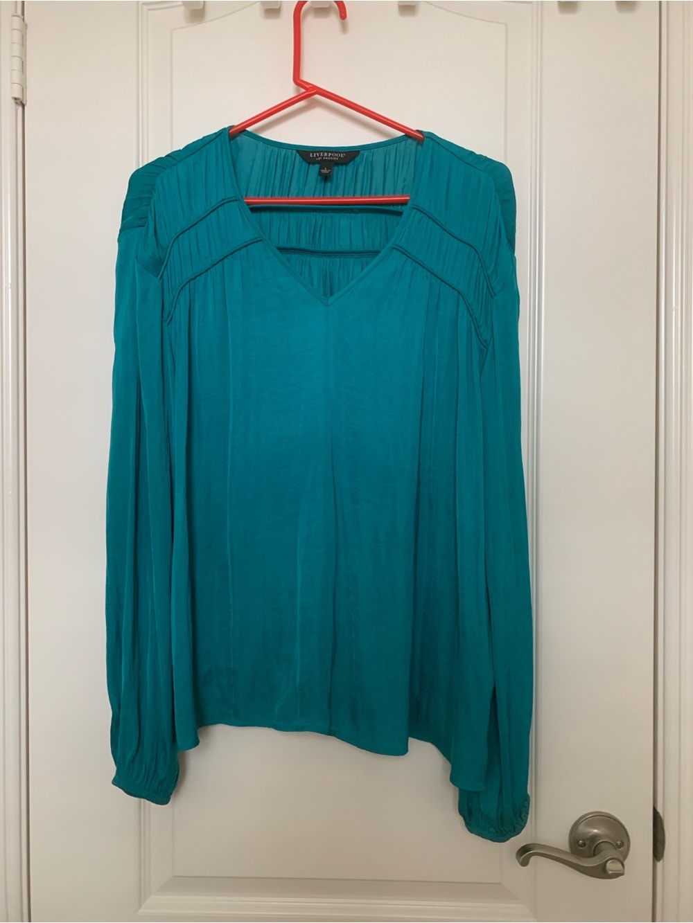 EUC Liverpool Los Angeles Blouse Top L Malachite Teal Pleated Long Sleeve V-Neck